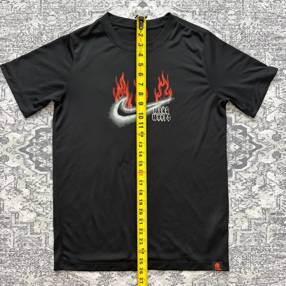Nike Hoops Boys XL Black Dri-Fit Flame Swoosh Graphic Basketball T-Shirt Tee